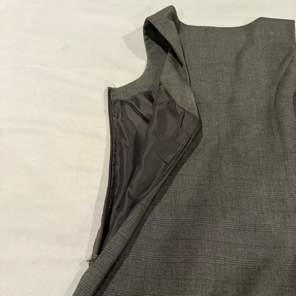 Reitmans Dress Gray Plaid Sheath Midi Square Neck Sleeveless Women’s Size 9 - Picture 6 of 13